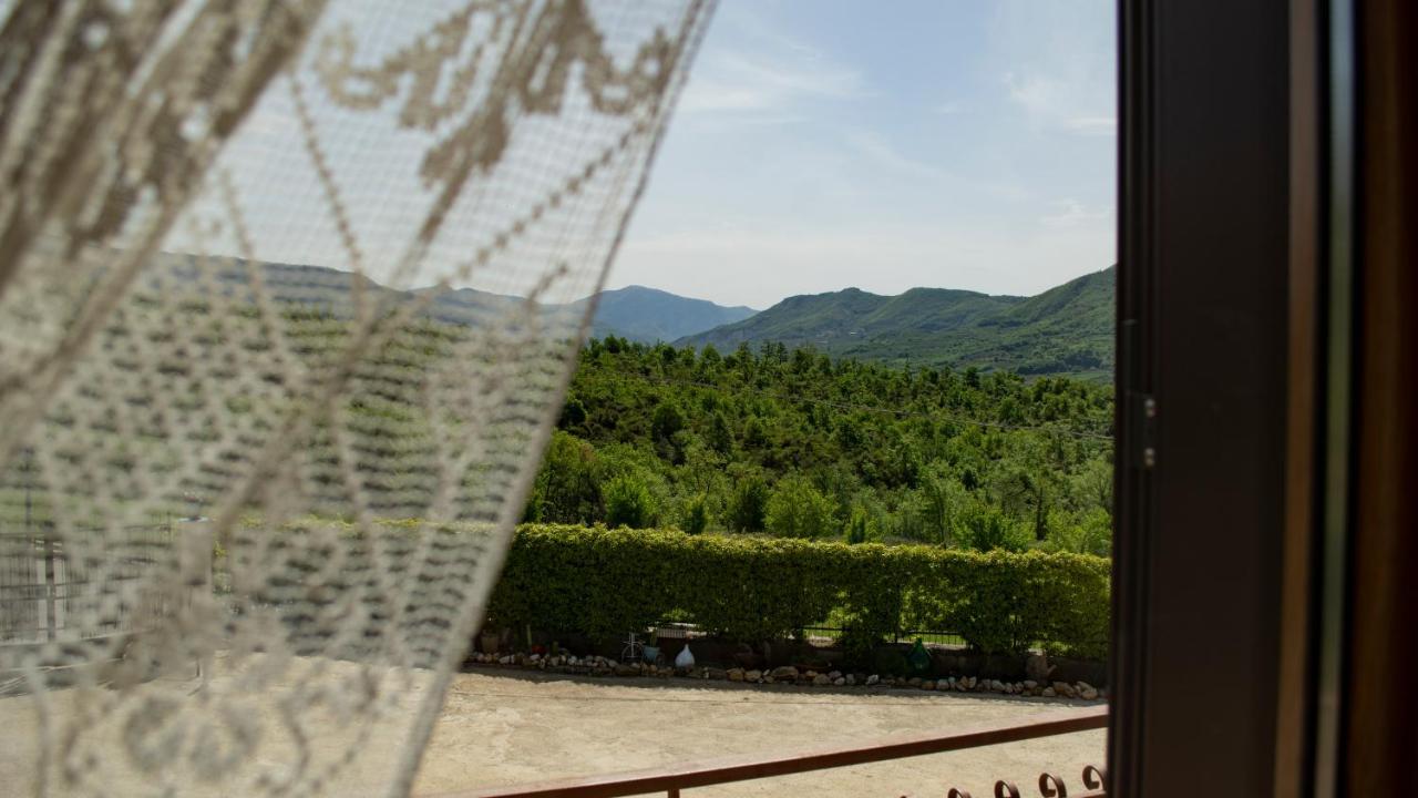 L'Arcadia Bed & Breakfast Giffoni Sei Casali Bagian luar foto